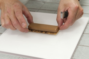 Déposer une barre de mousse lactée