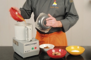 Réaliser la garniture truffe
