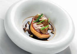  BOUILLON DE CHAMPIGNONS ET FOIE GRAS