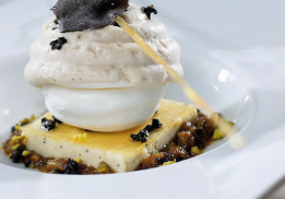 COQUE CHÂTAIGNE À LA TRUFFE NOIRE, CRÈME MASCARPONE ET SA MARMELADE AUX RAISINS (RECETTE PARUE EN 2006)