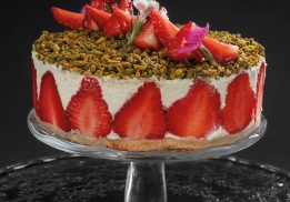 Fraisier sans gluten à la pistache 