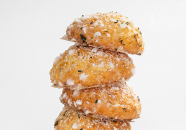 CHOUQUETTES AUX HERBES FRAÎCHES