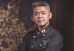 Iimura Shigeki, chef exécutif du Buddha Bar Paris