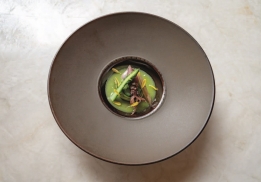 Tofu d’asperge au sobacha, petit calamar Hotaru-Ika                                     