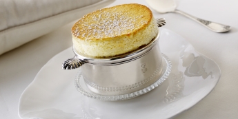 SOUFFLÉ LÉGER À LA POMME ET AU CITRON VERT