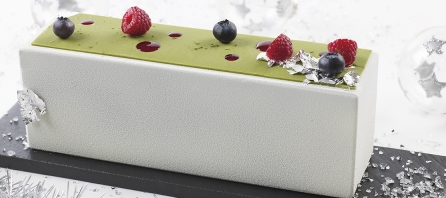 Bûche thé matcha par Damien Piscioneri