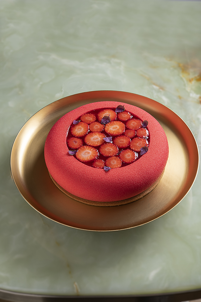 Entremets fraise parfum de shiso