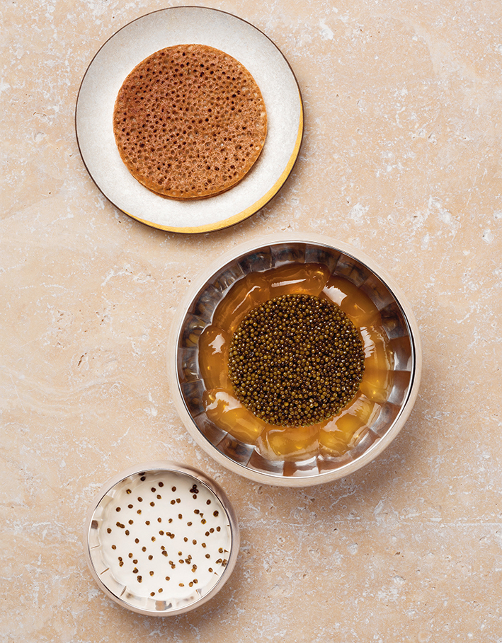 Lentilles vertes du Puy et caviar, délicate gelée fumée