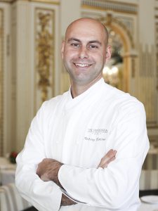 Antony Terrone : nouveau Chef Pâtissier de l&rsquo;hôtel The Peninsula Paris