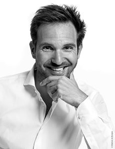 Christophe Michalak ouvre sa pâtisserie