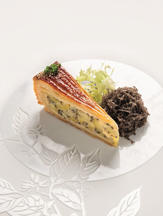 Feuille à feuille croustillant, pomme de terre & truffe